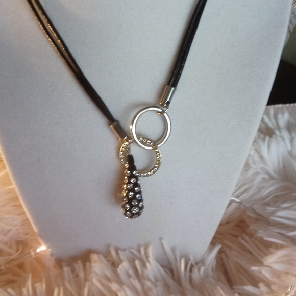 Jewelry . - Picture 4 of 8